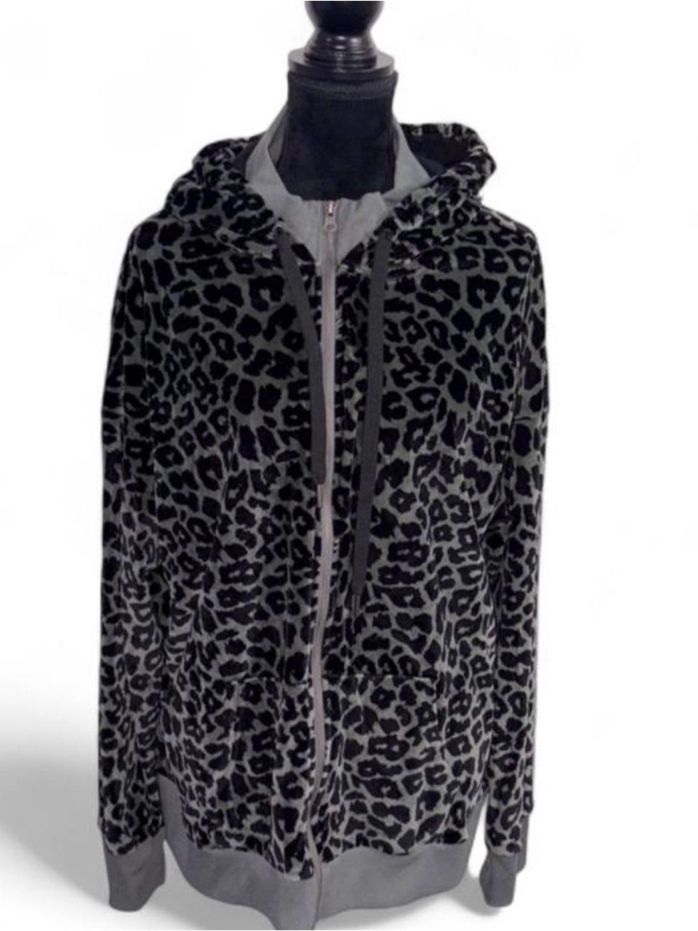 Cozy velvet Grey & Black Leopard Print Hooded Zip Jacket size 2X